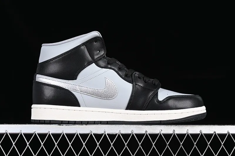 All categories Air Jordan Jordan series basketball shoes Air Jordan 1 Mid Air Jordan 1 Mid SE "Black Chrome" AJ1 Joe 1 Smoked Panda mid-top basketball shoes FB9892-002